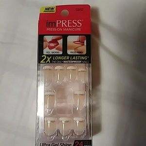 Impress 24 Gel Nails